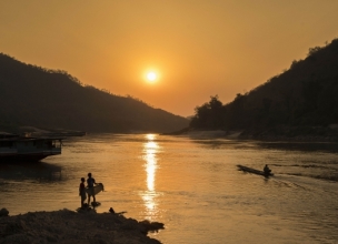 river cruise mekong laos