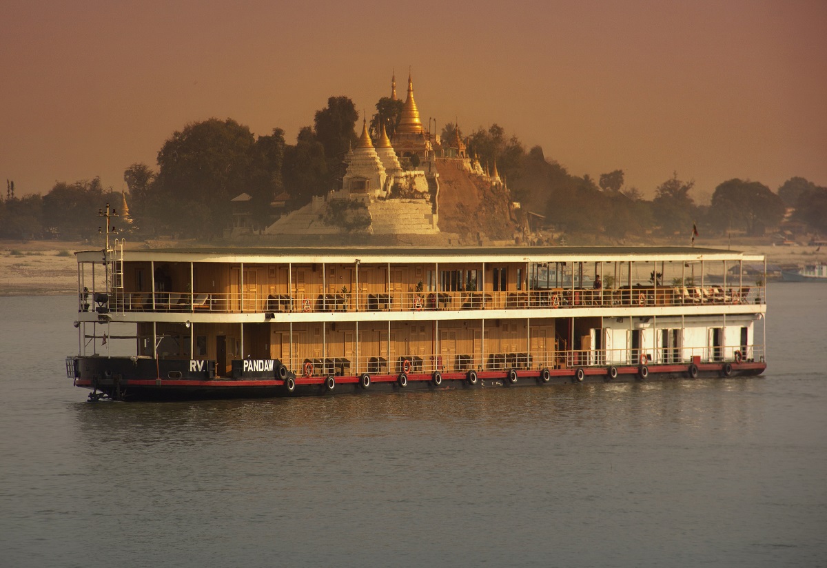 Downstream Pagan and the Upper Irrawaddy: Mandalay - Pagan 11 days