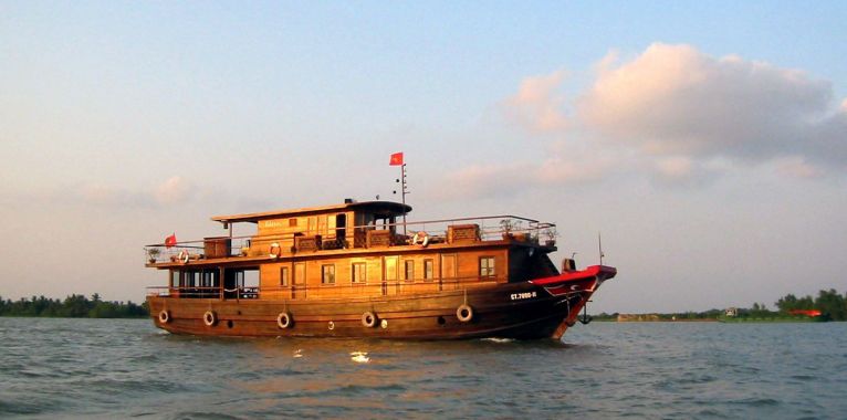 bassac river cruise vietnam